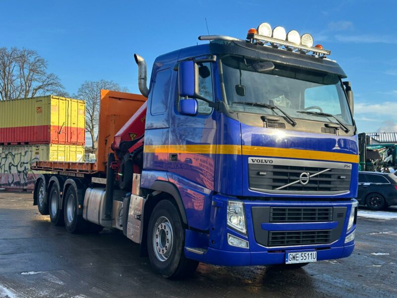 Volvo FH8 hakowiec+ żuraw Palfinger, 2010 r., 506KM