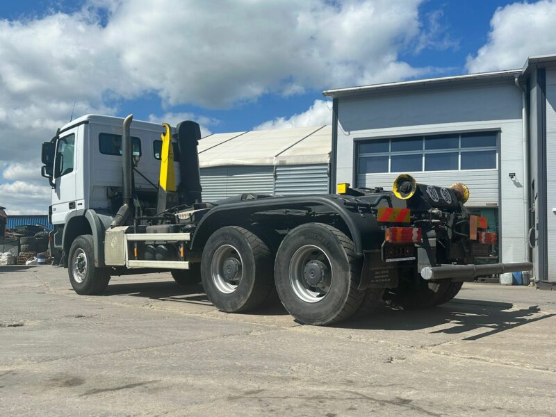 Mercedes Actros 3336 Hakowiec, 2010rok, 6x4, 360KM