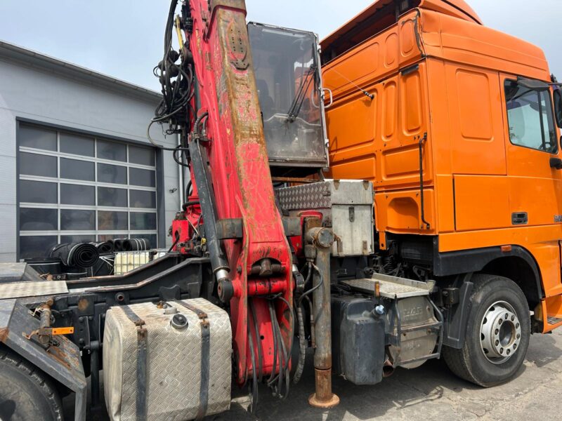 DAF XF 105.510 ciągnik siodłowy + żuraw 2008 rok